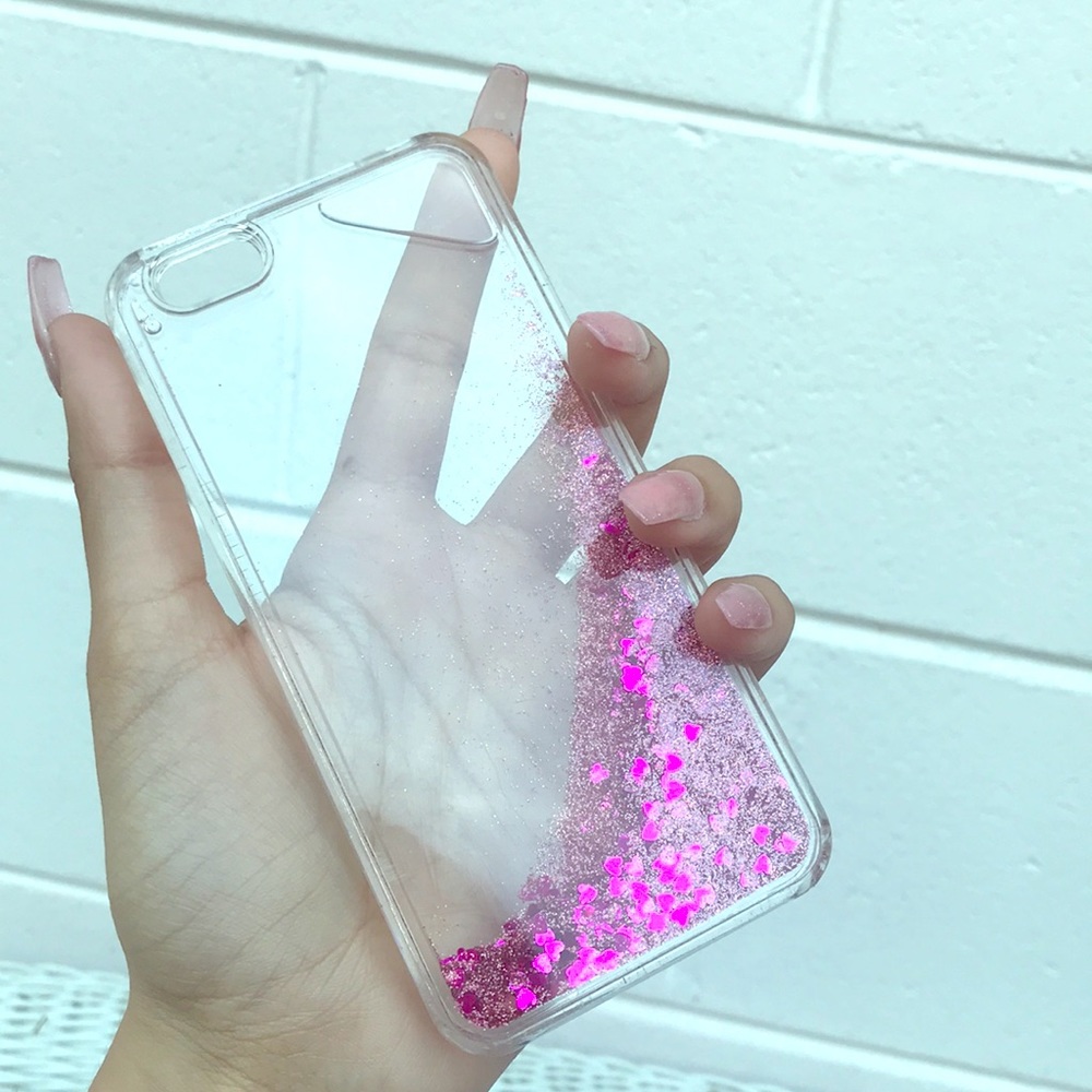 iPhone 6s and 6 pink (water) glitter hearts case